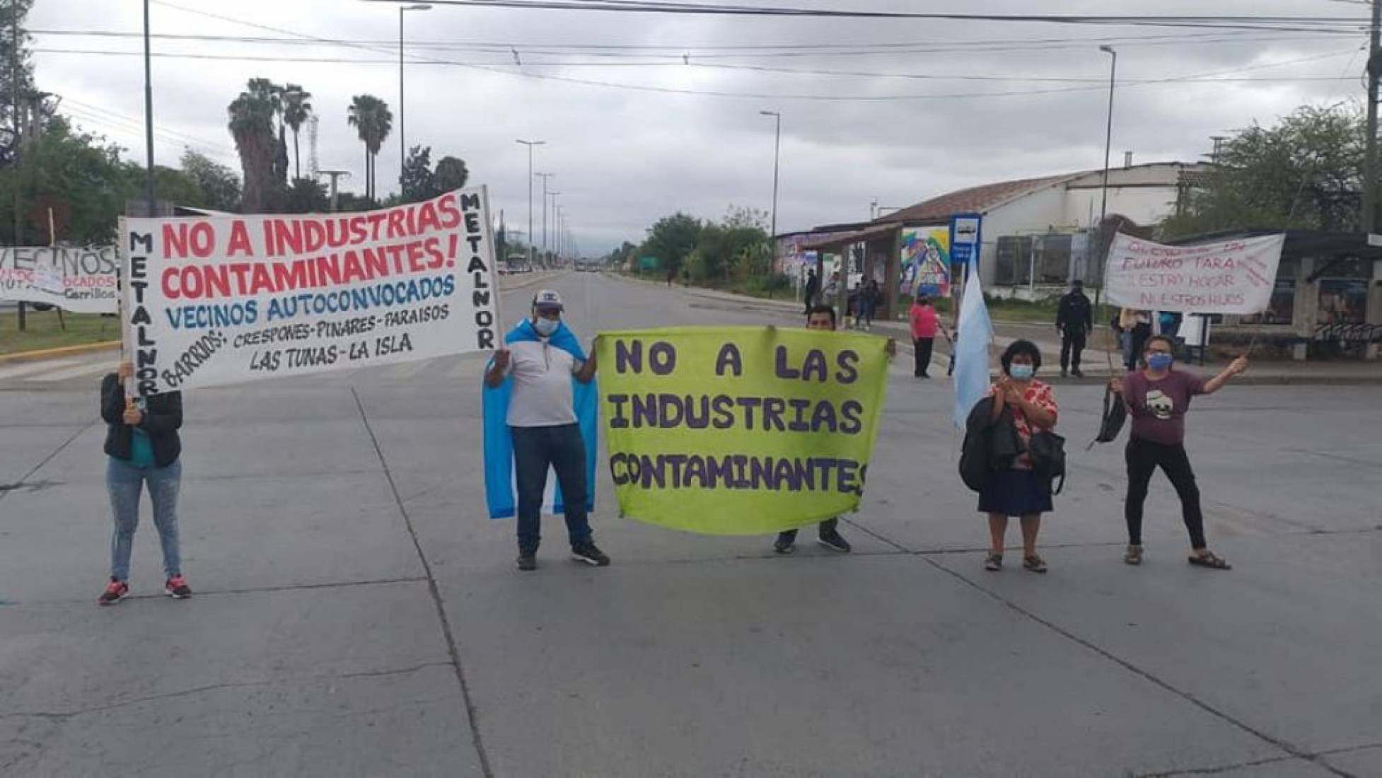 Vecinos de Cerrillos denuncian 