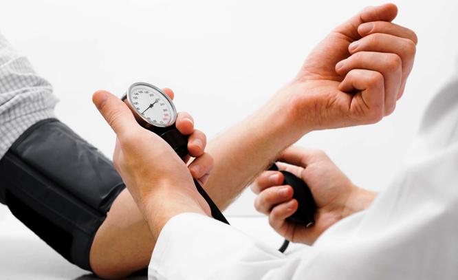 Los hipertensos tienen casi 5 veces más probabilidades de sufrir un infarto