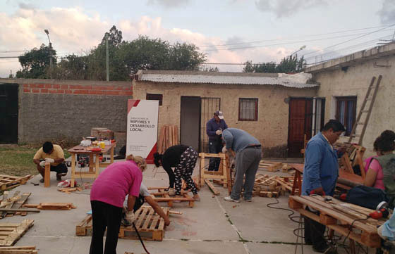 Más de 200 vecinos recibirán sus certificados del Programa Yo Quiero Emprender