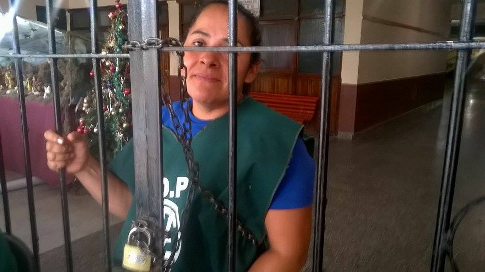 Tensión en Coronel Moldes: Municipales tomaron la intendencia