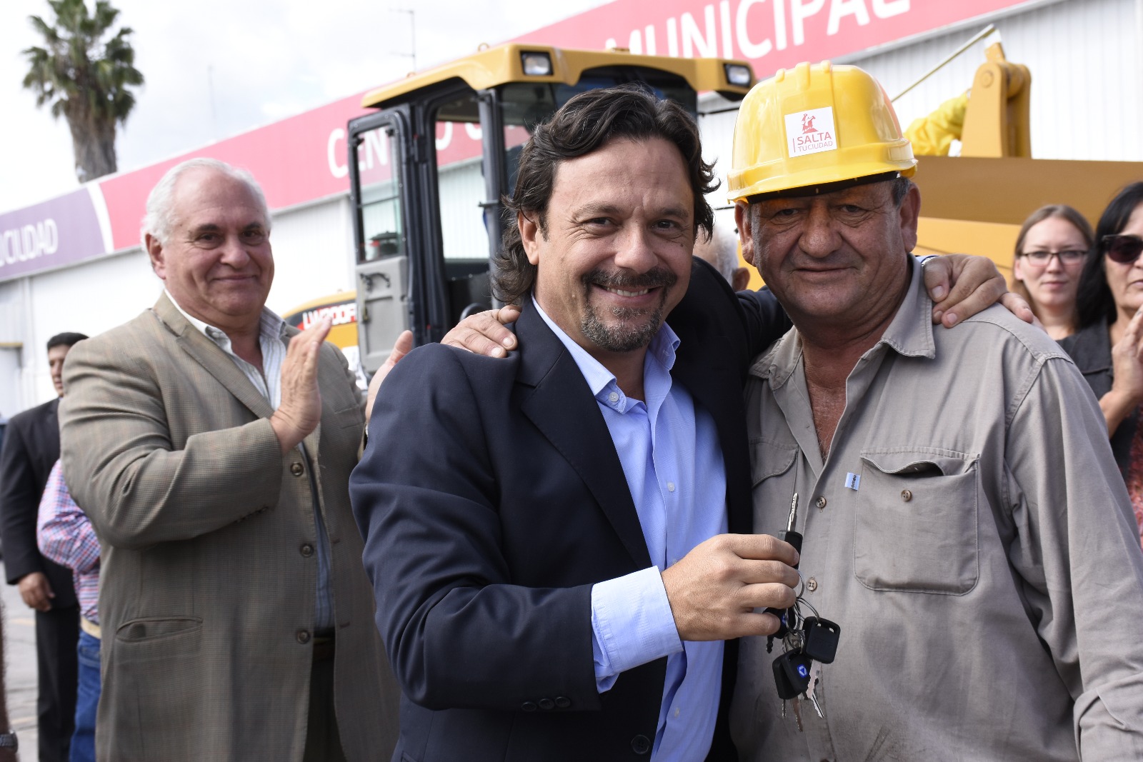 Sáenz: “Seguimos trabajando para brindar mejores servicios a los vecinos”