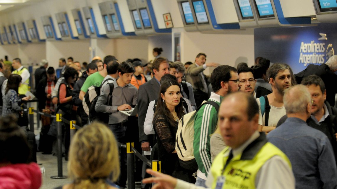 Paritaria de los aeronáuticos: Podría haber paro el fin de semana 