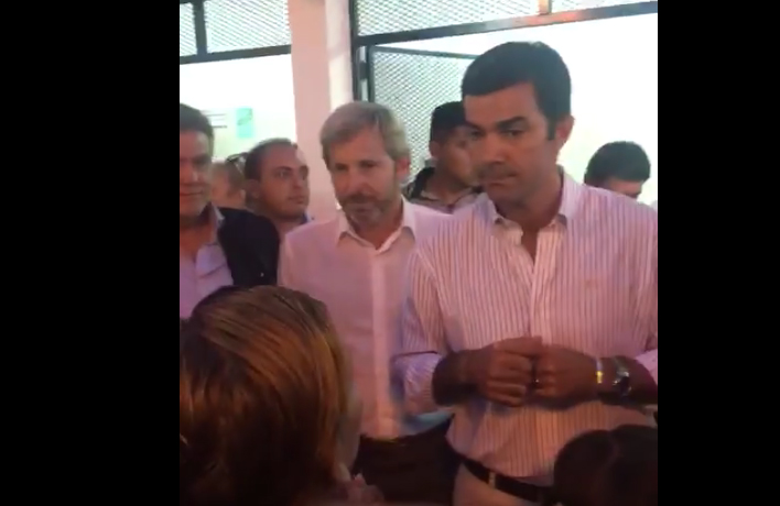 VIDEO| Momento incomodo para Urtubey: Vecina lo Increpa y lo tilda de sinvergüenza
