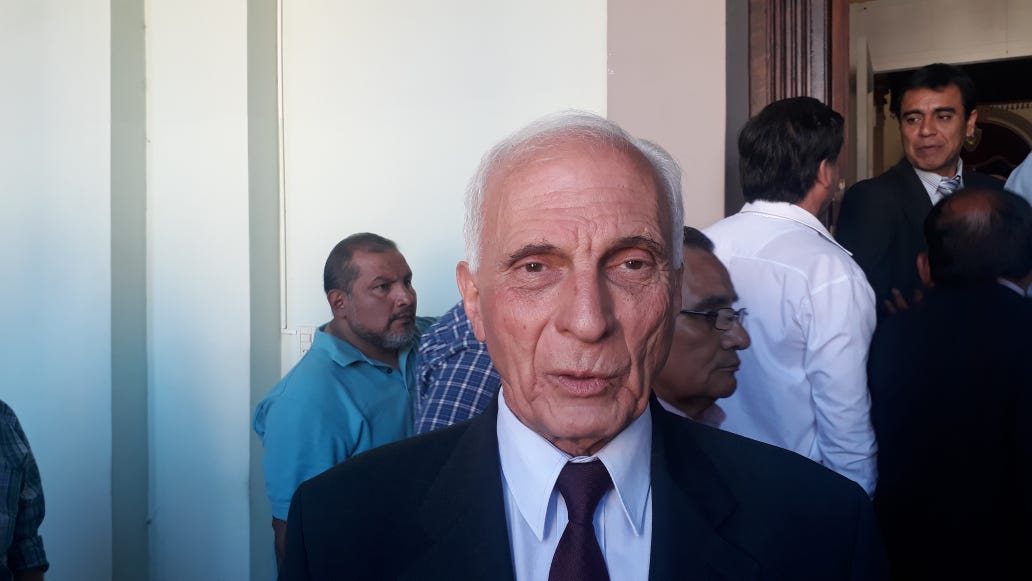 López Arias nervioso: “Los funcionarios tienen el ingreso que realmente…”