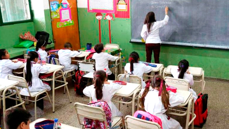Diferencias entre las provincias por la vuelta a clases: ¿la asistencia será obligatoria u optativa?