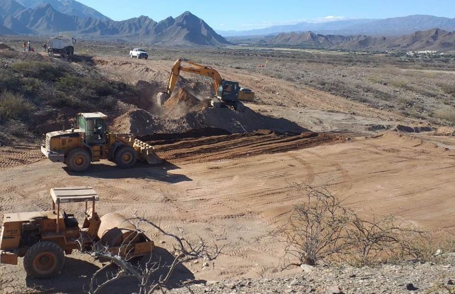 Inició obra de pavimentación en la Ruta Nacional 40 entre Molinos y Seclantás