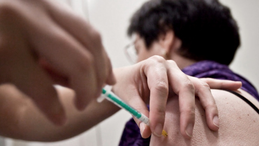 Vacunación antigripal: avanza la tercera etapa con adultos mayores del PAMI