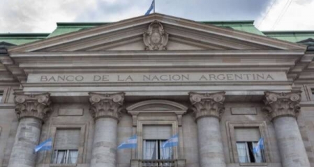 Piden investigar millonarios créditos del Banco Nación a funcionarios y legisladores libertarios